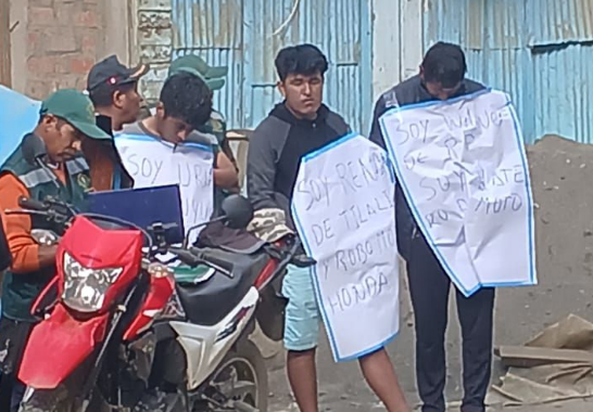 Sandia | San Pedro de Putina Punco: rondas campesinas detienen a presuntos ladrones de motos lineales