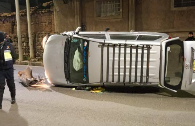 Puno | Conductor provoca accidente y huye del lugar en plena madrugada