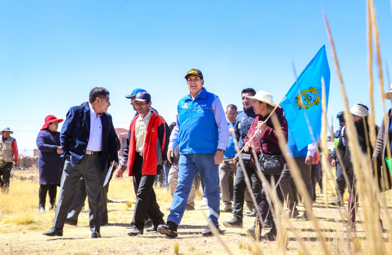 Juliaca | Autoridades y población toman posesión de terreno para construcción del COAR en Juliaca