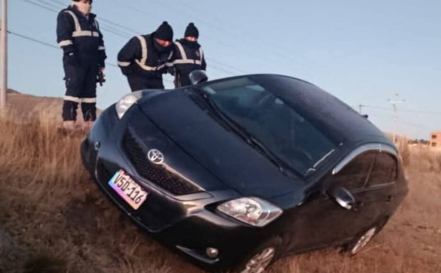 Yunguyo | Vehículo se despista en la Panamericana Sur sin dejar heridos