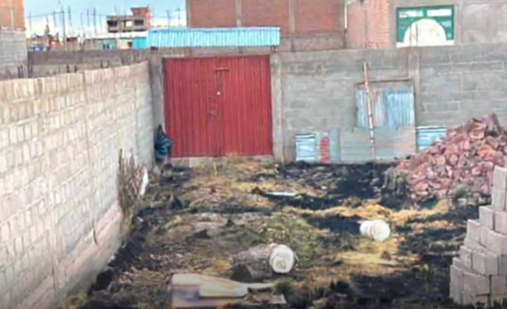 Juliaca | Hallan cadáver calcinado en un patio tras incendio sospechoso